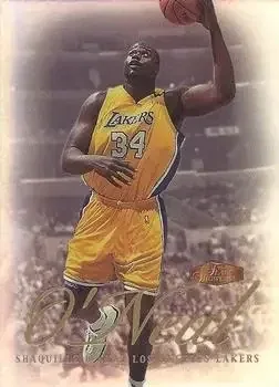 1999-00 Flair Showcase #7 Shaquille O'Neal