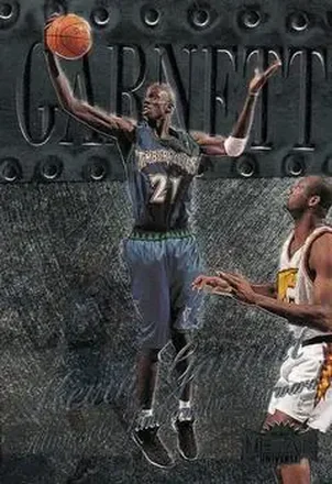 1998-99 Metal Universe #65 - Kevin Garnett - Minnesota Timberwolves
