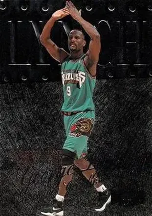 1998-99 Metal Universe #83 - George Lynch - Vancouver Grizzlies