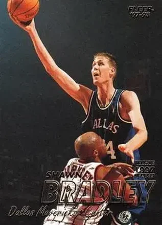 1997-98 Fleer #44 - Shawn Bradley - Dallas Mavericks
