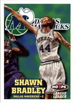 1997-98 Hoops #4 Shawn Bradley