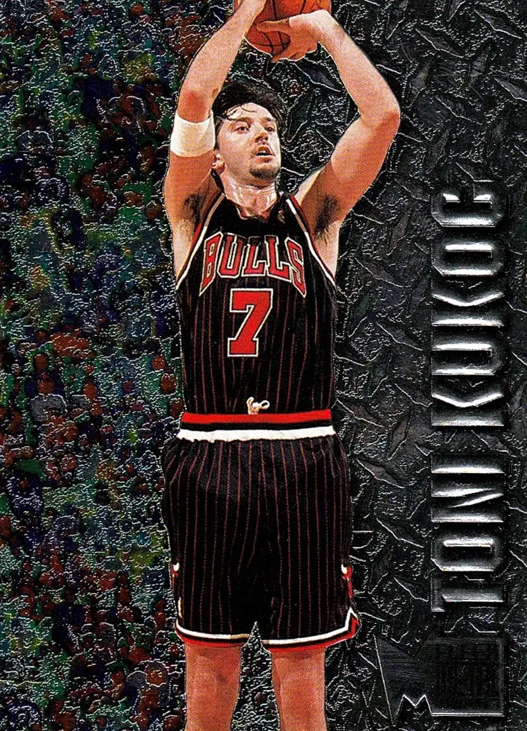 1996-97 Metal #12 Toni Kukoc