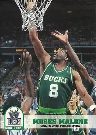 1993-94 Hoops #34 - Moses Malone - Philadelphia 76ers