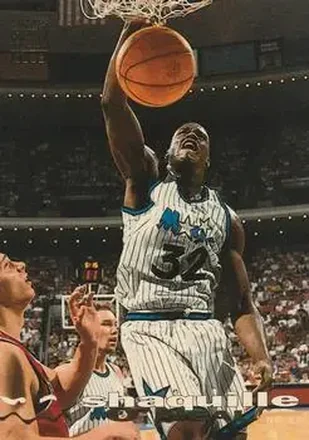 1993-94 Stadium Club #100 - Shaquille O'Neal - Orlando Magic