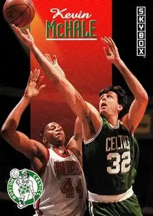 1992-93 SkyBox #16 - Kevin McHale - Boston Celtics