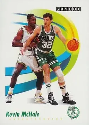 1991-92 SkyBox #17 - Kevin McHale - Boston Celtics