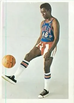 1971 Fleer Harlem Globetrotters #2 - Bob "Showboat" Hall - Harlem Globetrotters