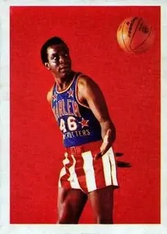1971 Fleer Harlem Globetrotters #3 - Bob "Showboat" Hall - Harlem Globetrotters