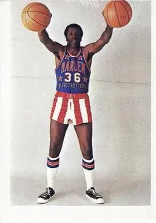 1971 Fleer Harlem Globetrotters #11 - Meadowlark Lemon - Harlem Globetrotters