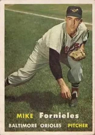 1957 Topps #116 Mike Fornieles