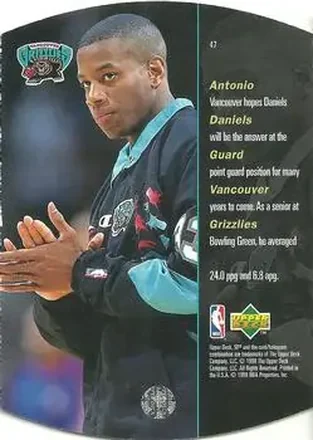 Antonio Daniels back