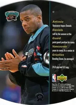Antonio Daniels back