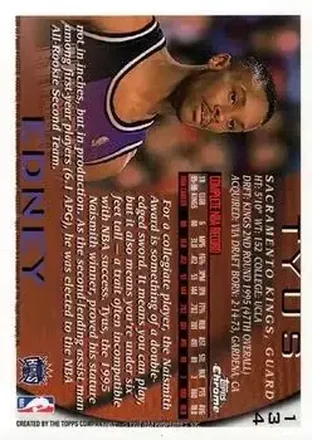 Achterkant van Tyus Edney