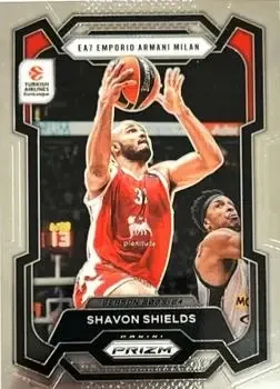 Front of Shavon Shields