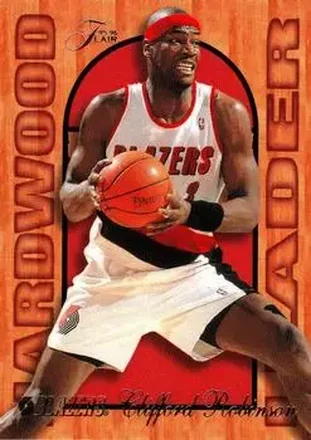 1995-96 Fleer #22 Flair Hardwood Leader Clifford Robinson