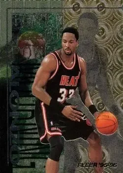1995-96 Fleer #4 Tower of Power Alonzo Mourning