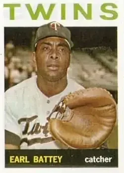 1964 Topps #90 Earl Battey