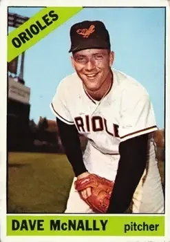 1966 Topps #193 Dave McNally