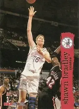 1995-96 Hoops #121 Shawn Bradley