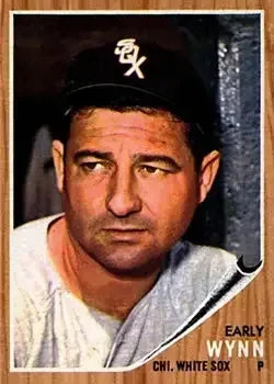 1962 Topps #385 Early Wynn
