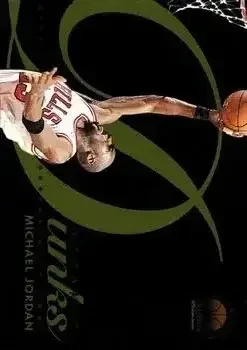 1993-94 SkyBox Premium #D4 Dynamic Dunks Michael Jordan