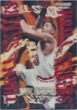1996-97 Fleer #12 Thrill Seekers Alonzo Mourning