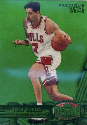 1997-98 Metal Universe - Precious Metal Gems Emerald #61 PMG - Toni Kukoc - Chicago Bulls