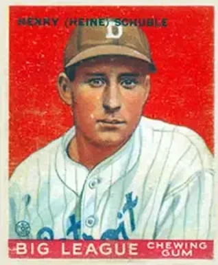 1933 Goudey (R319) #4 Henry “Heinie” Schuble