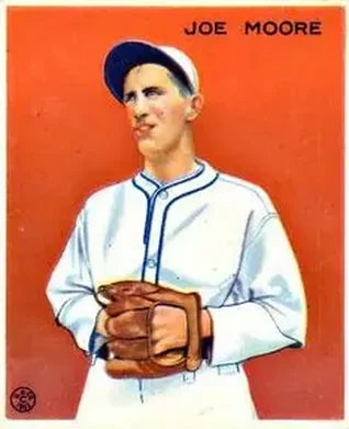 1933 Goudey (R319) #231 Joe Moore