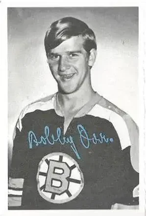 1970-71 O-Pee-Chee #4 Deckle Edge Photos Bobby Orr