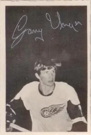 1970-71 O-Pee-Chee #16 Deckle Edge Photos Garry Unger