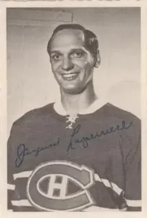 1970-71 O-Pee-Chee #20 Deckle Edge Photos Jacques Laperriere
