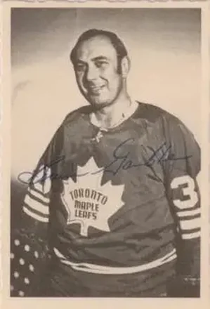 1970-71 O-Pee-Chee #44 Deckle Edge Photos Bruce Gamble