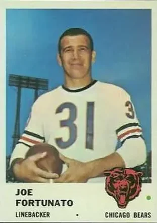 1961 Fleer #8 Joe Fortunato
