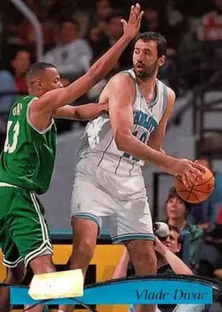 1997-98 Stadium Club #155 Vlade Divac
