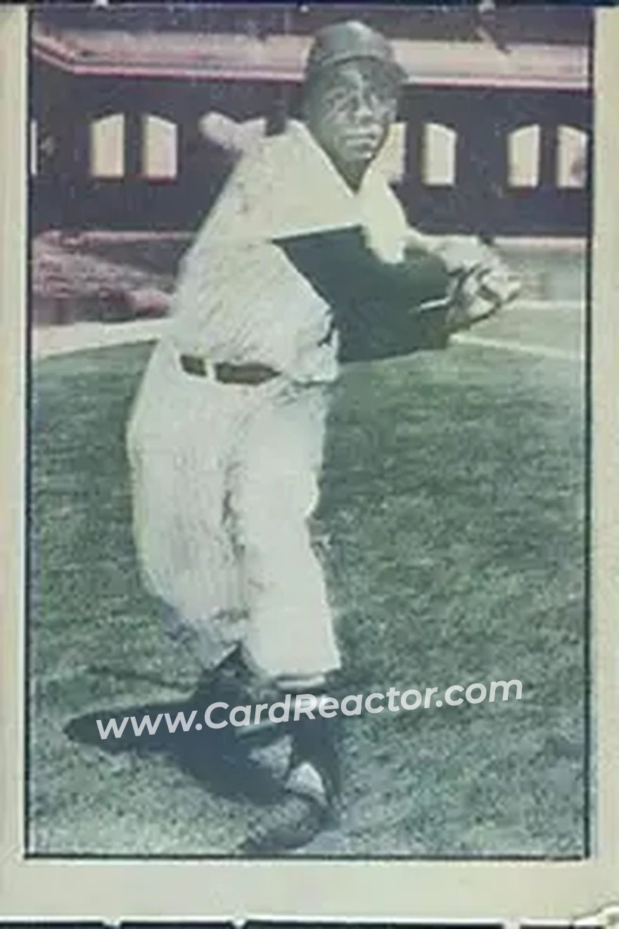 Front of Minnie Minoso