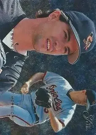 1995 Flair #6 Mike Mussina