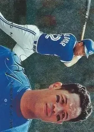 1995 Flair #94 Roberto Alomar