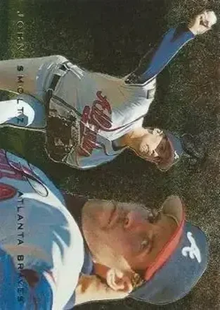 1995 Flair #108 John Smoltz