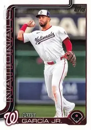 2025 Topps #9 Luis García Jr.