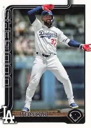 2025 Topps #176 Teoscar Hernández