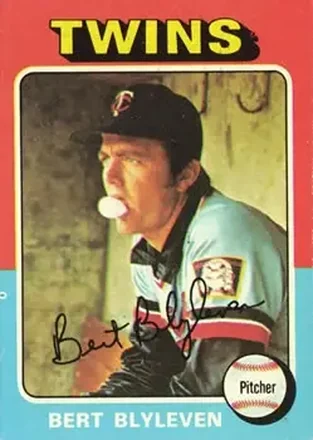 1975 Topps #30 Bert Blyleven