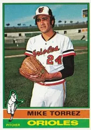 1976 Topps #25 Mike Torrez