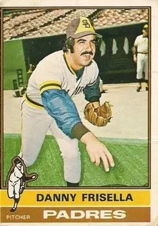 1976 O-Pee-Chee #32 Dan Frisella