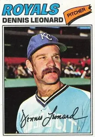 1977 Topps #75 Dennis Leonard