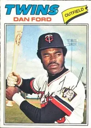 1977 O-Pee-Chee #104 Dan Ford