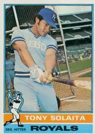 1976 Topps #121 Tony Solaita