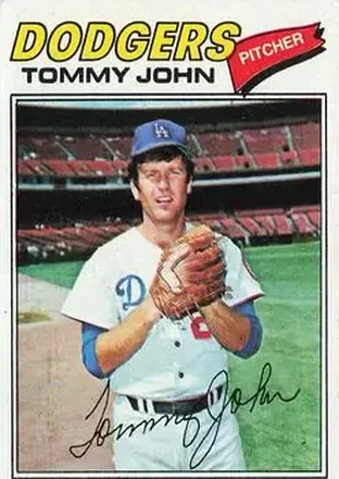 1977 Topps #128 Tommy John