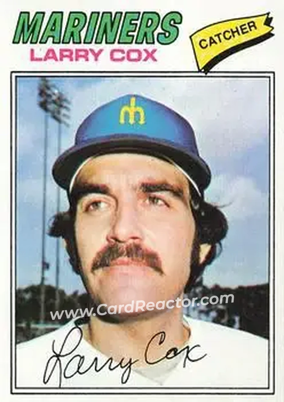 1977 Topps #379 - Larry Cox - Seattle Mariners