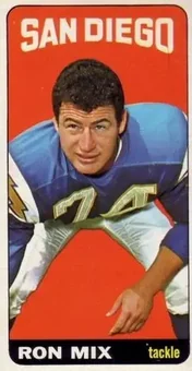 1965 Topps #168 - Ron Mix - San Diego Chargers